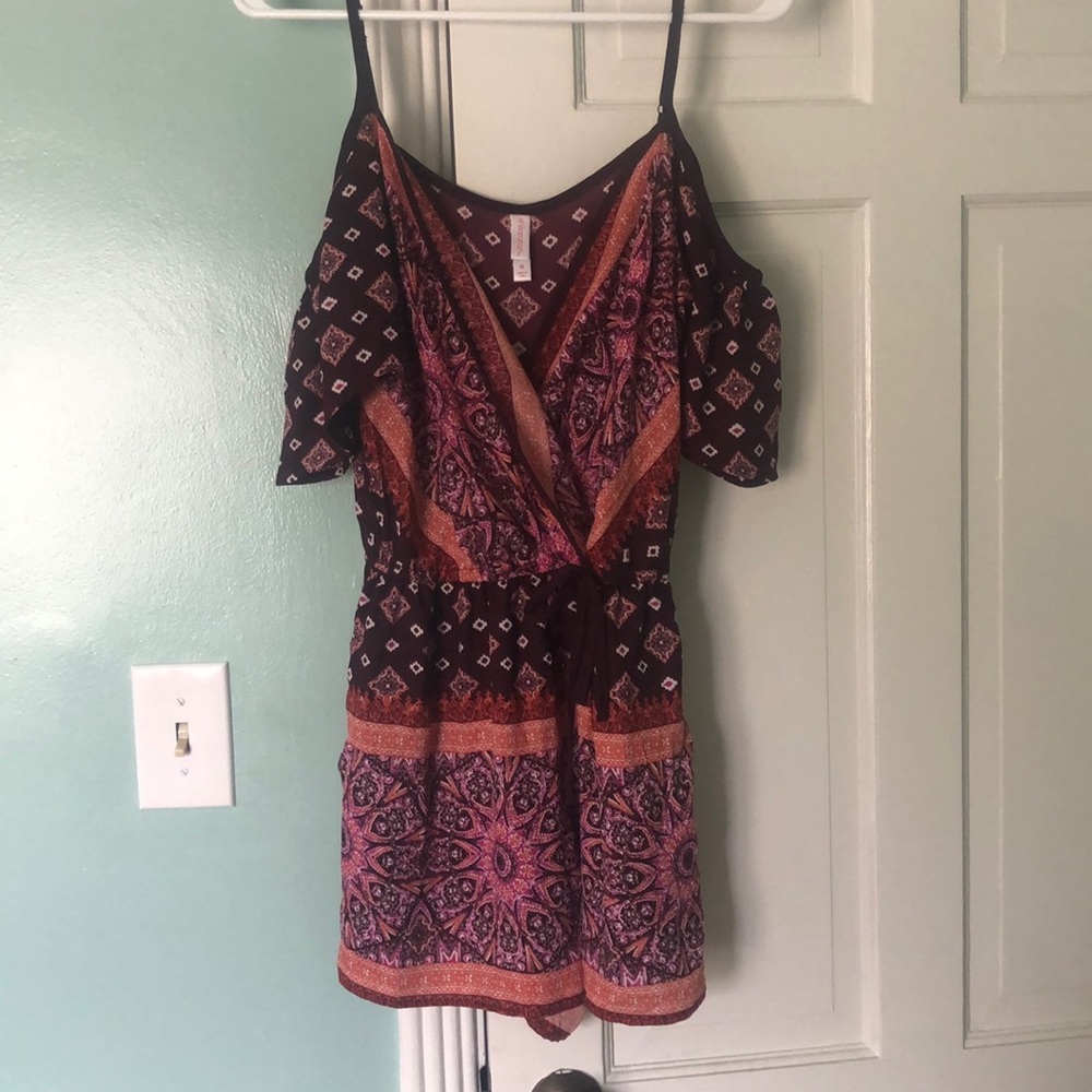 Women’s cold shoulder romper
